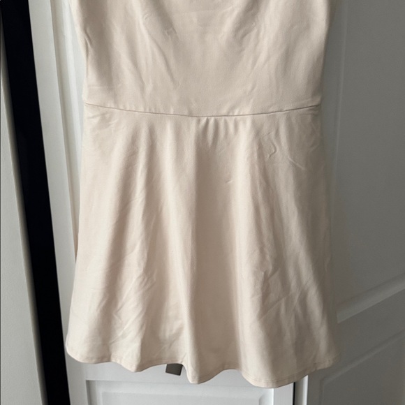 Reformation Amy Active Mini Dress | Built-In Shorts | Sold Out Color | M - Picture 6 of 9